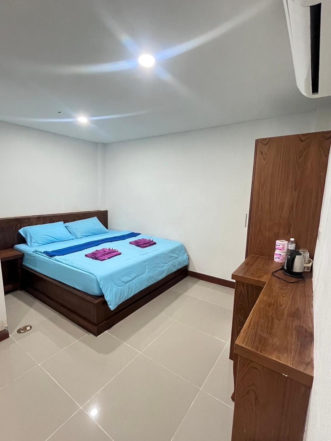 Tanyaporn House Hotel Hat Rin Buitenkant foto